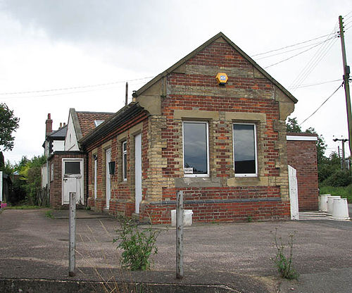 Ashwellthorpe railway station